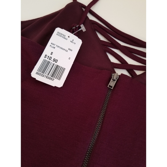 NWT criss cross crop top, plum, small - Picture 4 of 4
